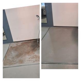 Rubber shower floor